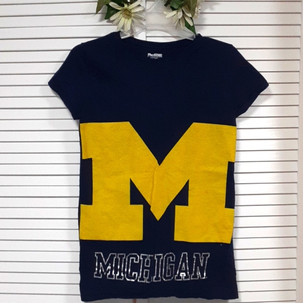 Michigan University T- Shirt